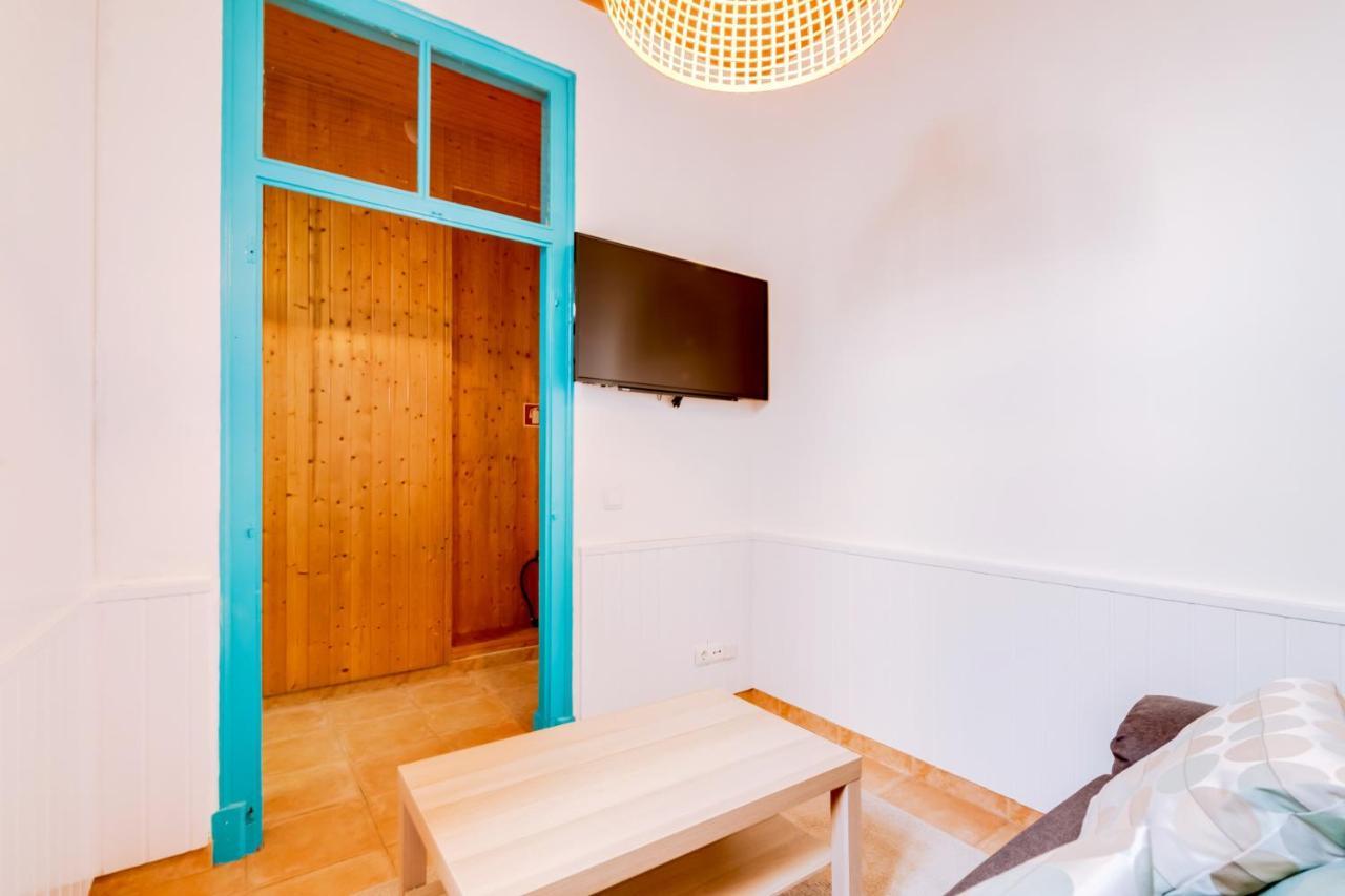 Trem - Located In Old City - Фаро Екстериор снимка